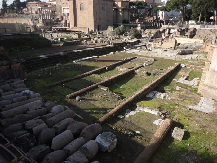 Restos del Templo de la Paz en Roma