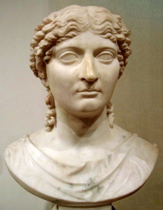 Busto de Agripina la Menor