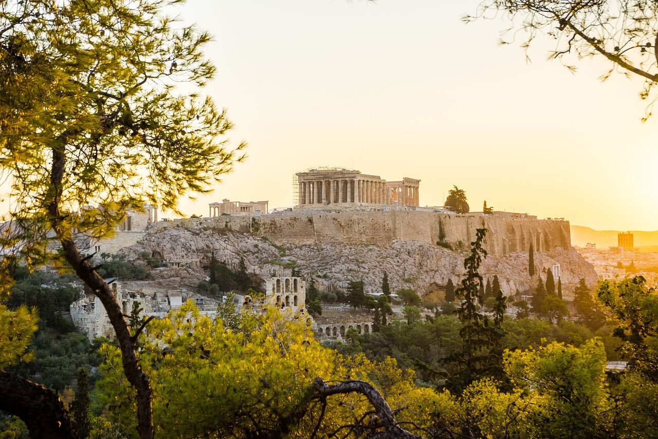 Acrópolis de Atenas cerrada por la ola de calor