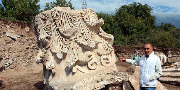 Capitel encontrado en Turquía