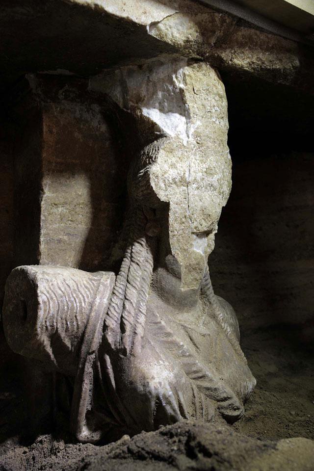 Cariátide de la tumba de Anfípolis