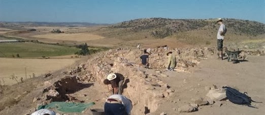 Cimientos del templo romano en Cerro de los Santos