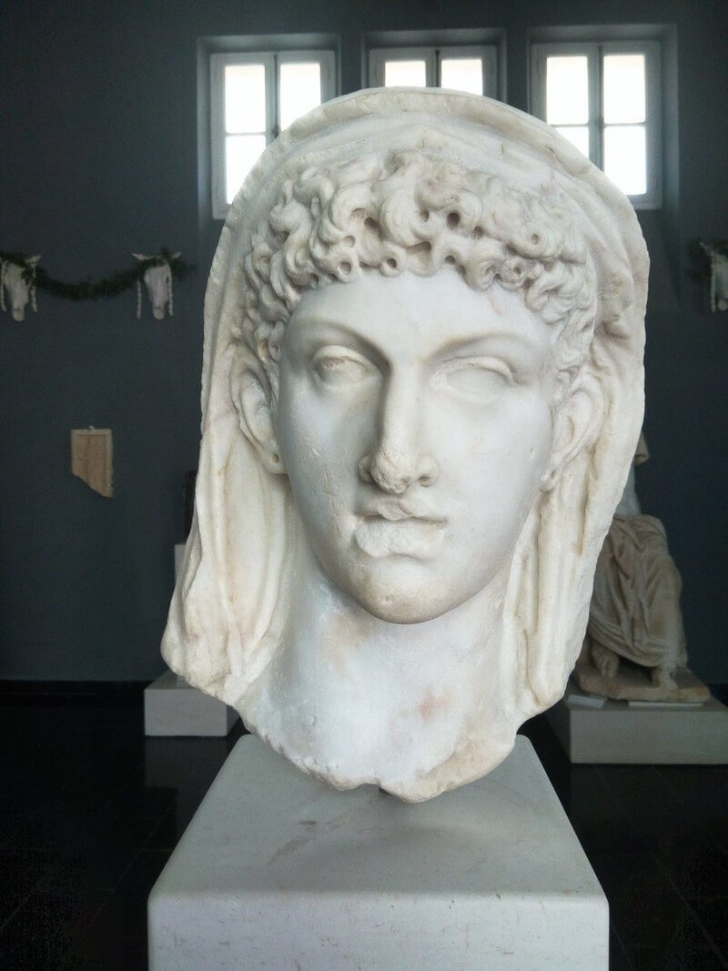 Busto de Cleopatra Selene reina de Mauritania
