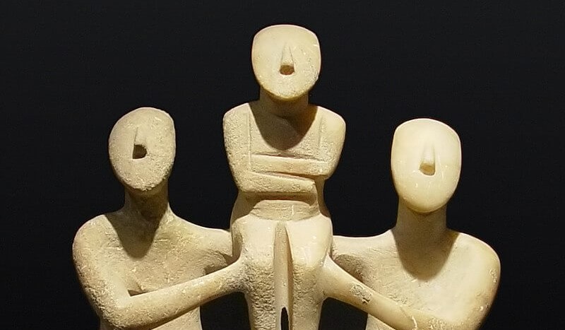 Escultura cicládica tipo Spedos