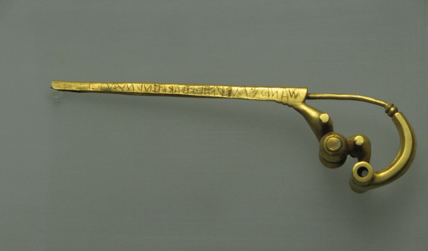 La fíbula de Praeneste