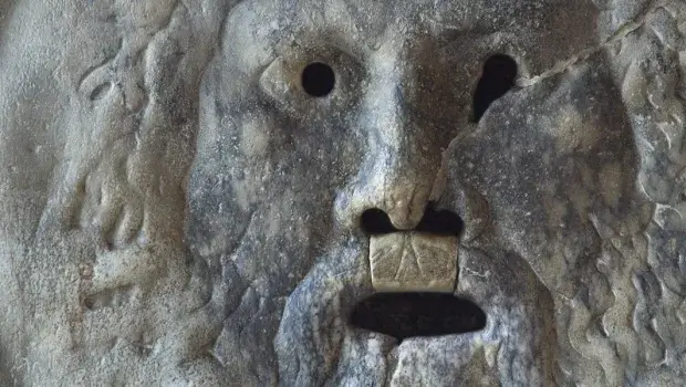 Bocca della Veritá en el Foro Boario