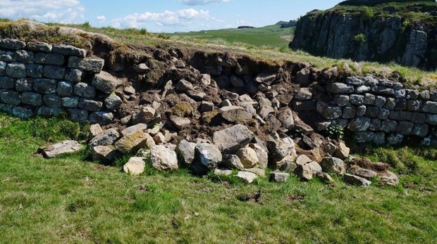 Fragmento destruido del Muro de Adriano