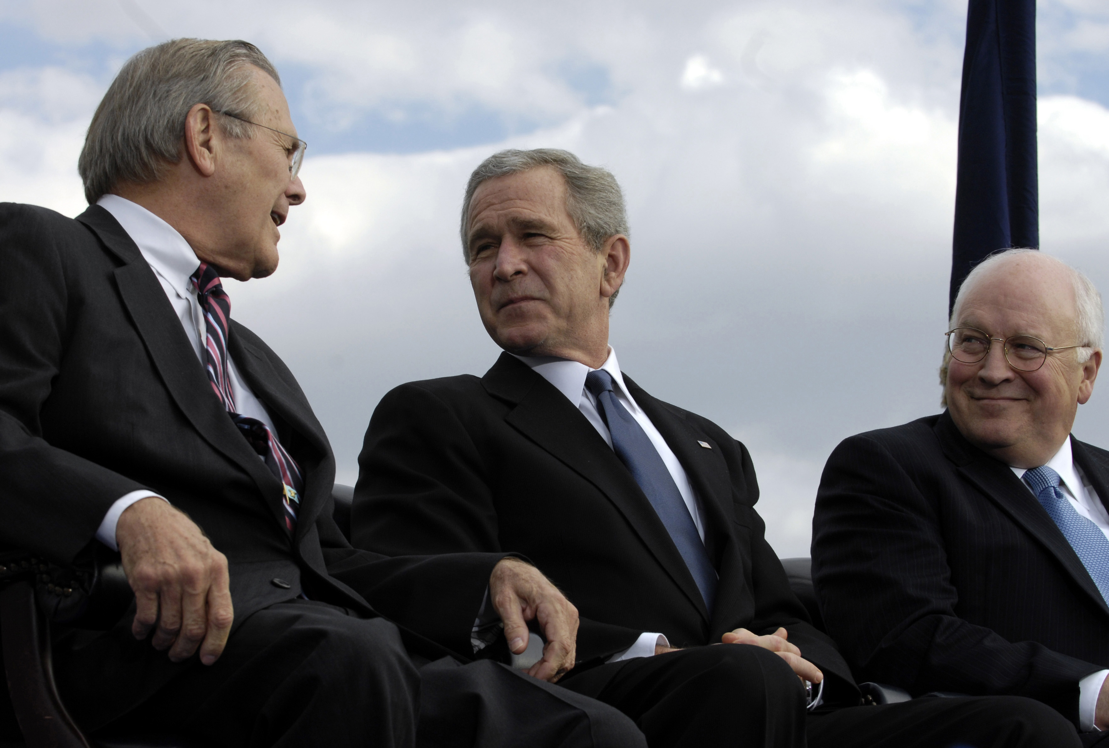 George W. Bush y su equipo de gobierno