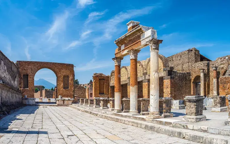 Calle  de la ciudad de Pompeya