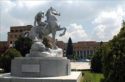 Universidad Complutense de Madrid Universidad Complutense de Madrid