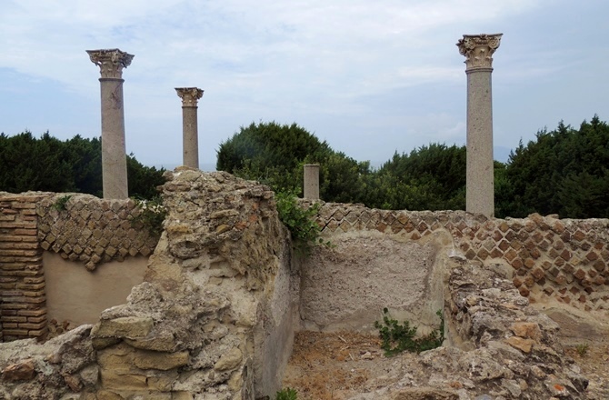 Restos de la Villa Domitia